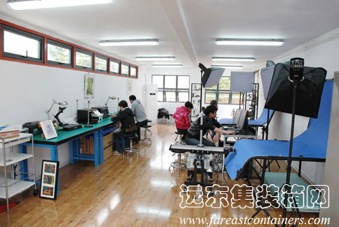 大學(xué)生創(chuàng  )意設計實(shí)踐基地,住人集裝箱活動(dòng)房屋,二手集裝箱貨柜